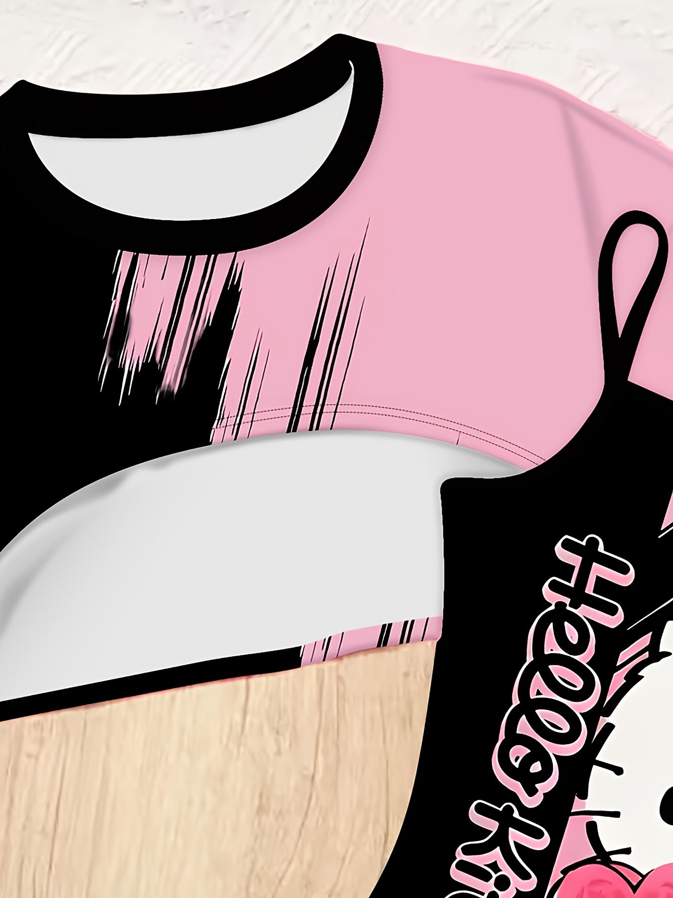 Girls' Cute Kawaii Sanrio Cat Girl Hello Kitty Print Round Neck Curved Top & Suspender Skirt Two-Piece Set – Perfect Outdoor Outfit for Girls