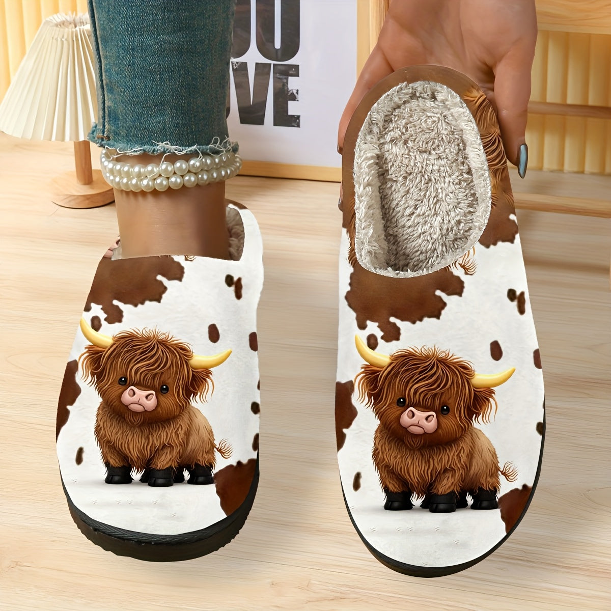 Women'S Plush Highland Cow Slippers - Cozy Fleece-Lined Slip-On House Shoes