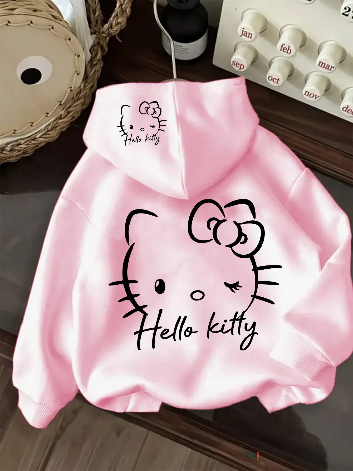 Plus Size Sanrio Hello Kitty Women’s Zip Hoodie – Cozy Fall/Winter Sweatshirt with Iconic Wink Face, Kitty Ears & Paws Design, Zipper Pocket Jacket, Machine Washable, Perfect for Anime Fans